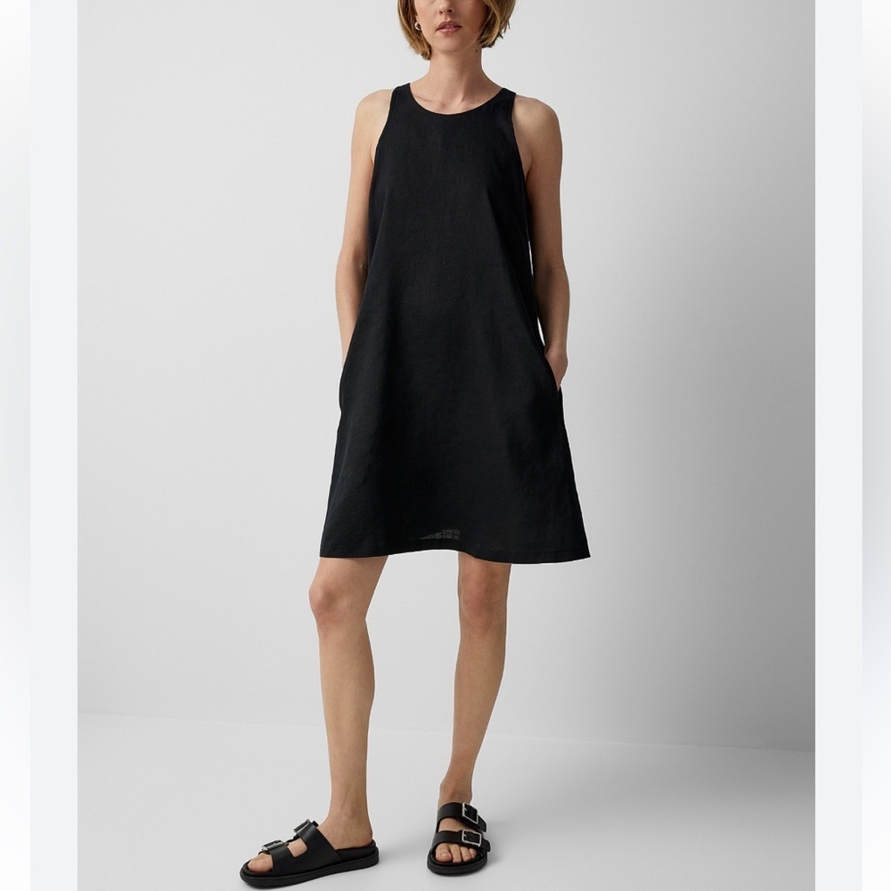 UNITED COLORS OF BENETTON NWT Sleeveless Trapezoid Linen Dress L Pockets Black